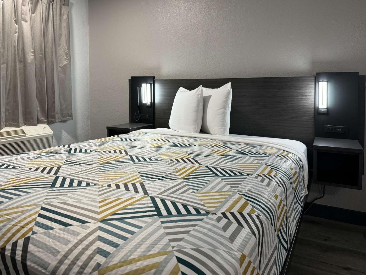 Hotel 6-bradenton, Fl Bradenton