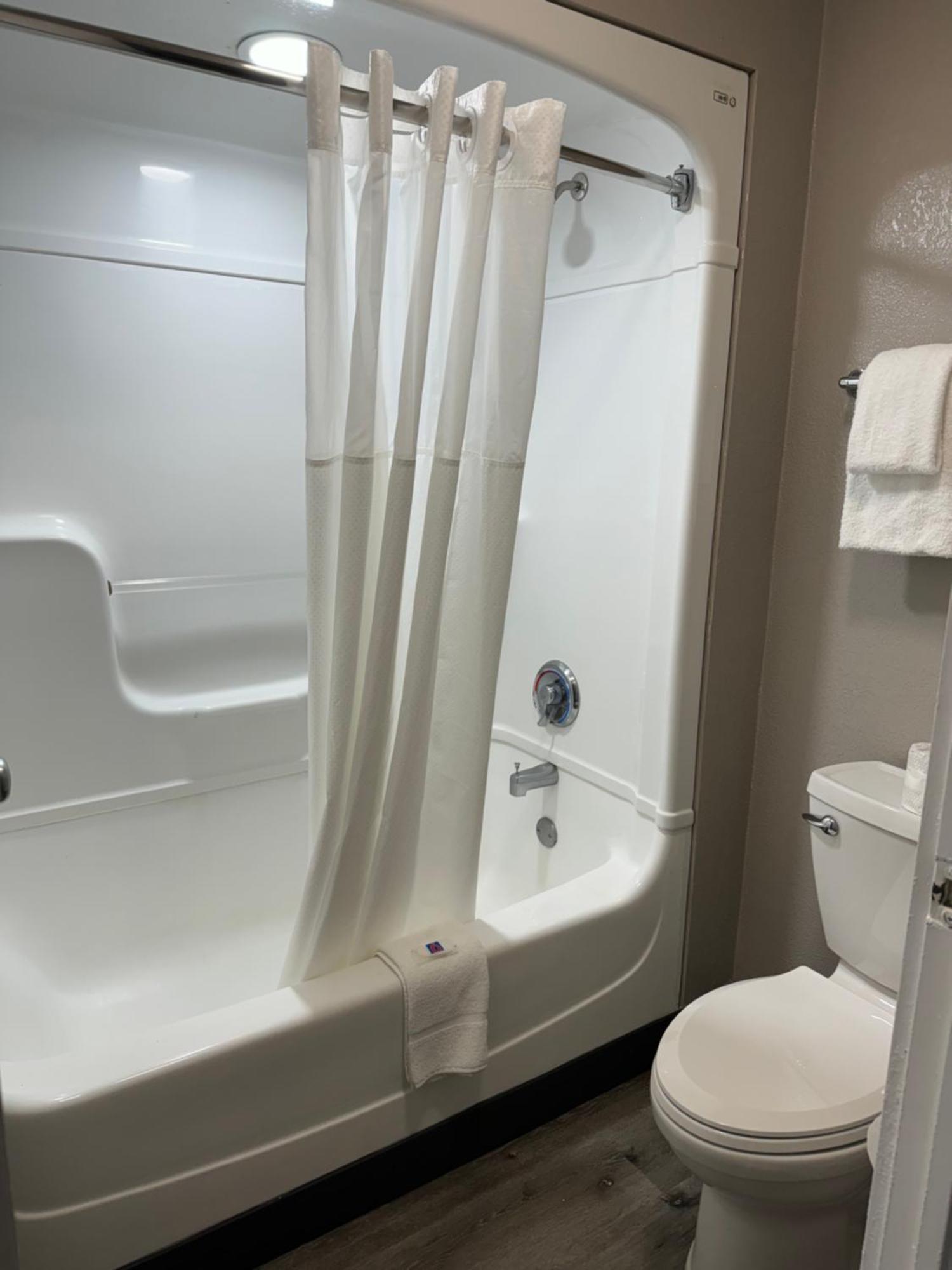 Hotel 6-bradenton, Fl