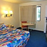 Hotel 6-bradenton, Fl 2*